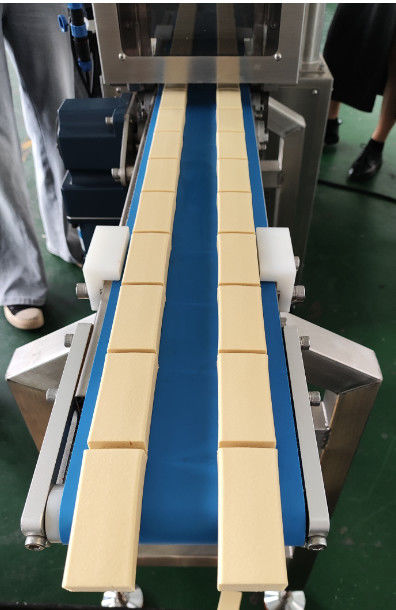 Latest company Solutions about Vietnamese customers brought materials to our factory for machine testing
