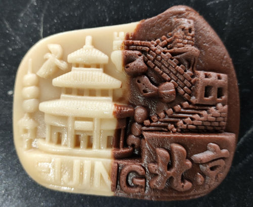 Latest company Solutions about Customer Testimonial: Shanghai PAPA Machine's Pastry Molds Exceed Expectations at Tourist Souvenir Shop